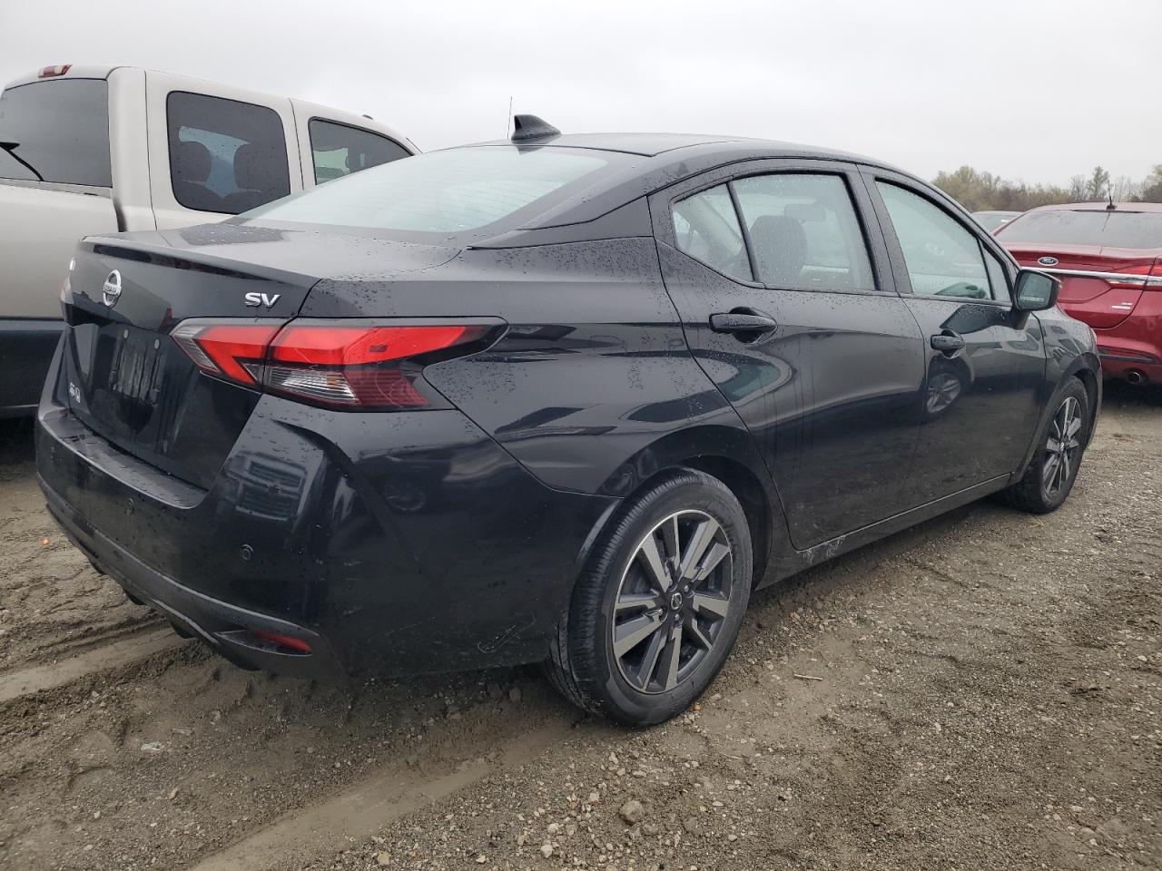 2020 Nissan Versa - Image 3