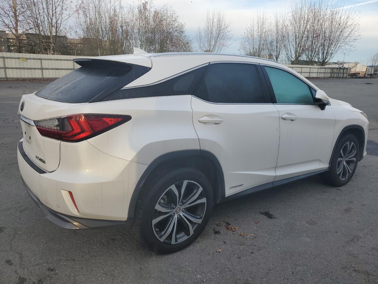 2016 Lexus RX - Image 3