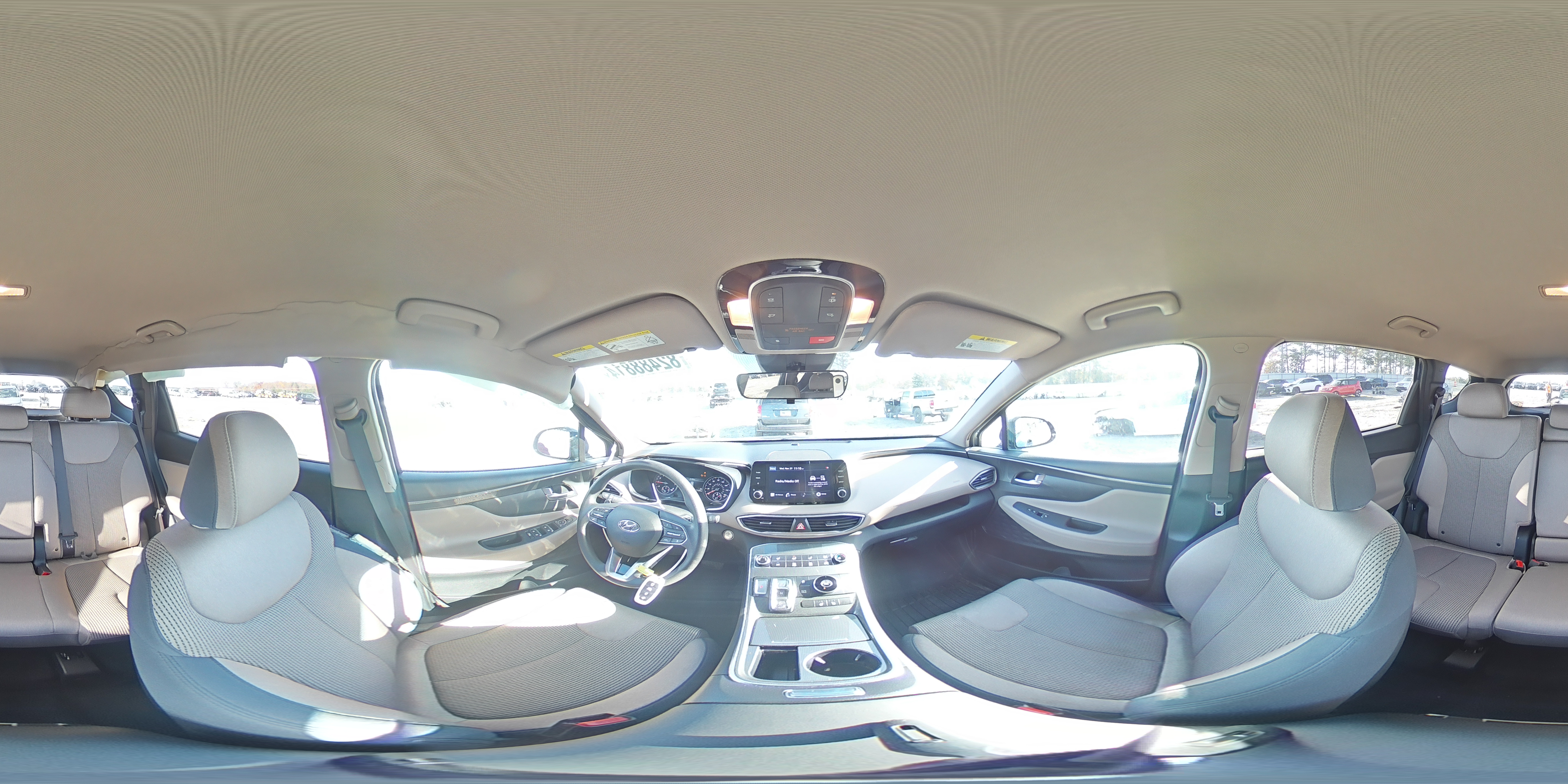 2022 Hyundai Santa Fe - Image 13