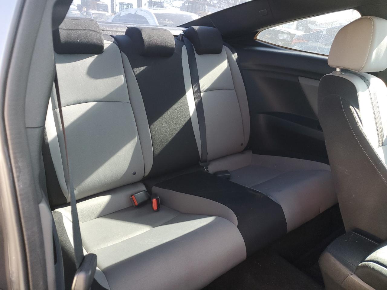 2018 Honda Civic - Image 10