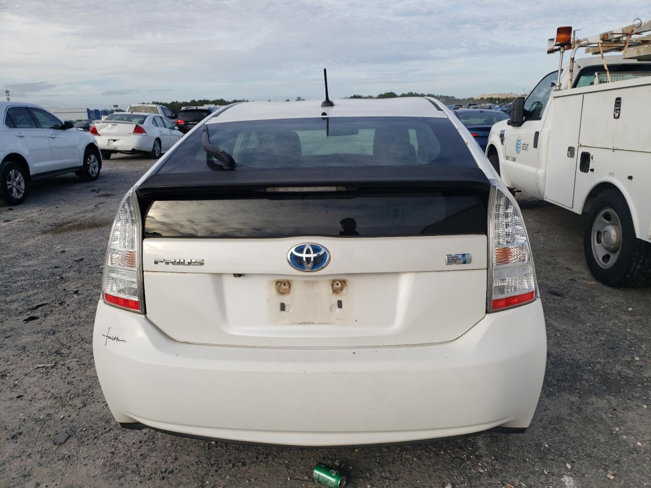 2010 Toyota Prius - Image 6