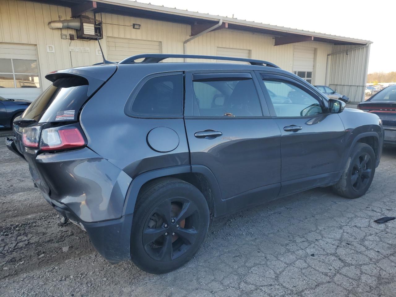 2020 Jeep Cherokee - Image 3