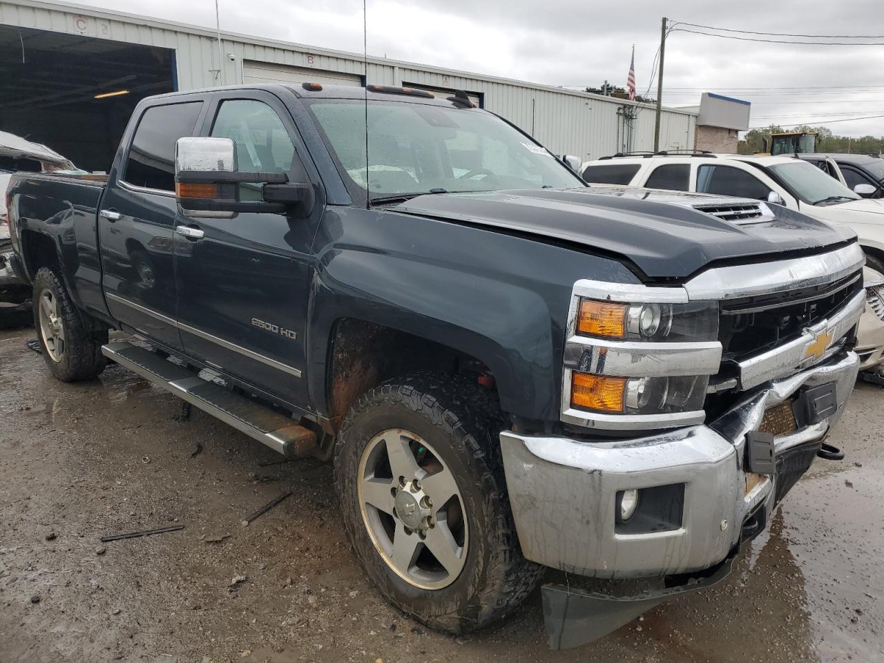 2019 Chevrolet Silverado - Image 4