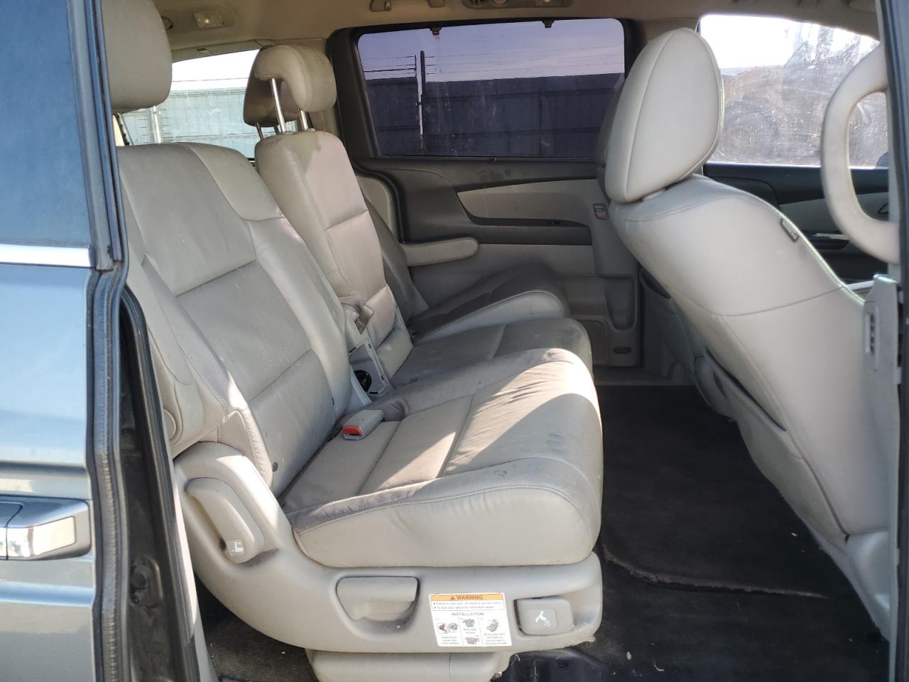 2011 Honda Odyssey - Image 11
