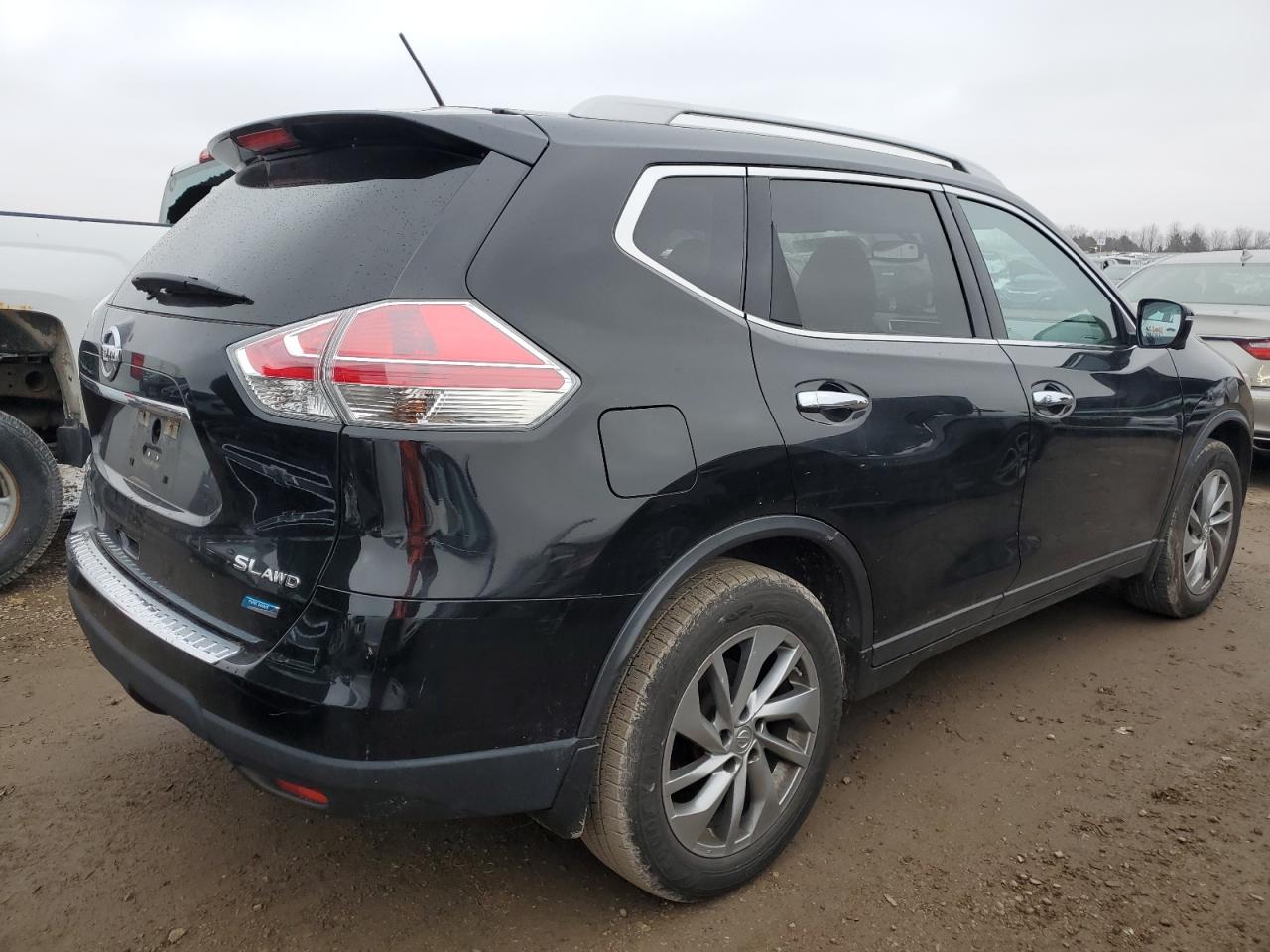 2014 Nissan Rogue - Image 3