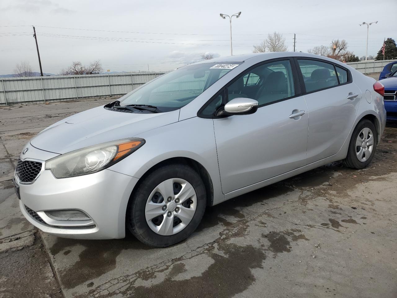 VIN KNAFX4A69F5331328 2015 KIA FORTE no.1