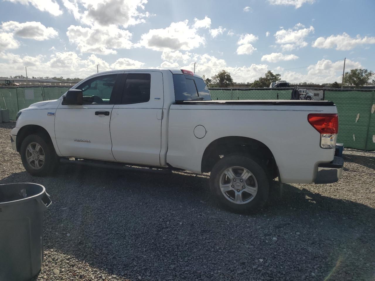 2011 Toyota Tundra - Image 2