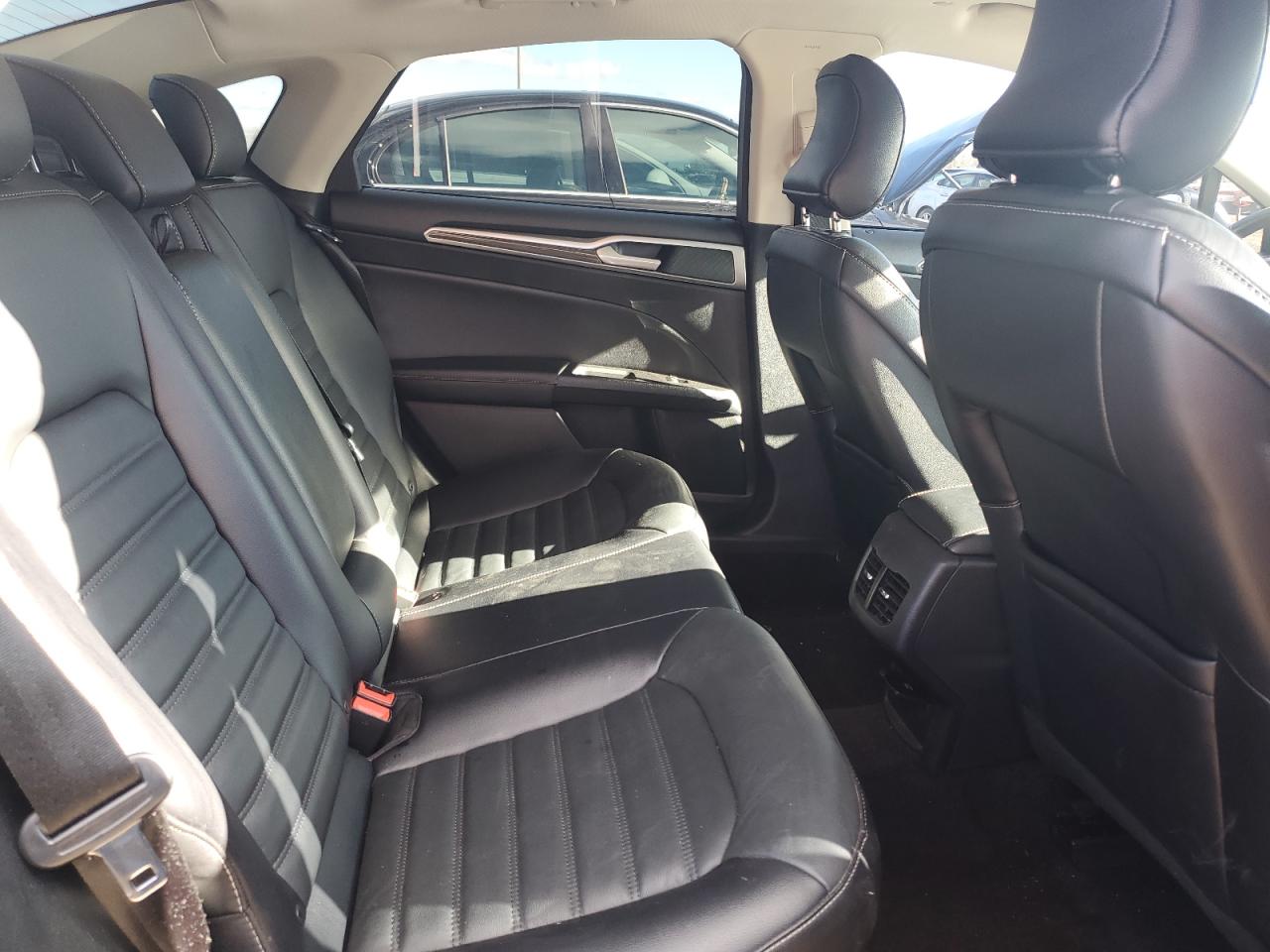 2018 Ford Fusion - Image 10