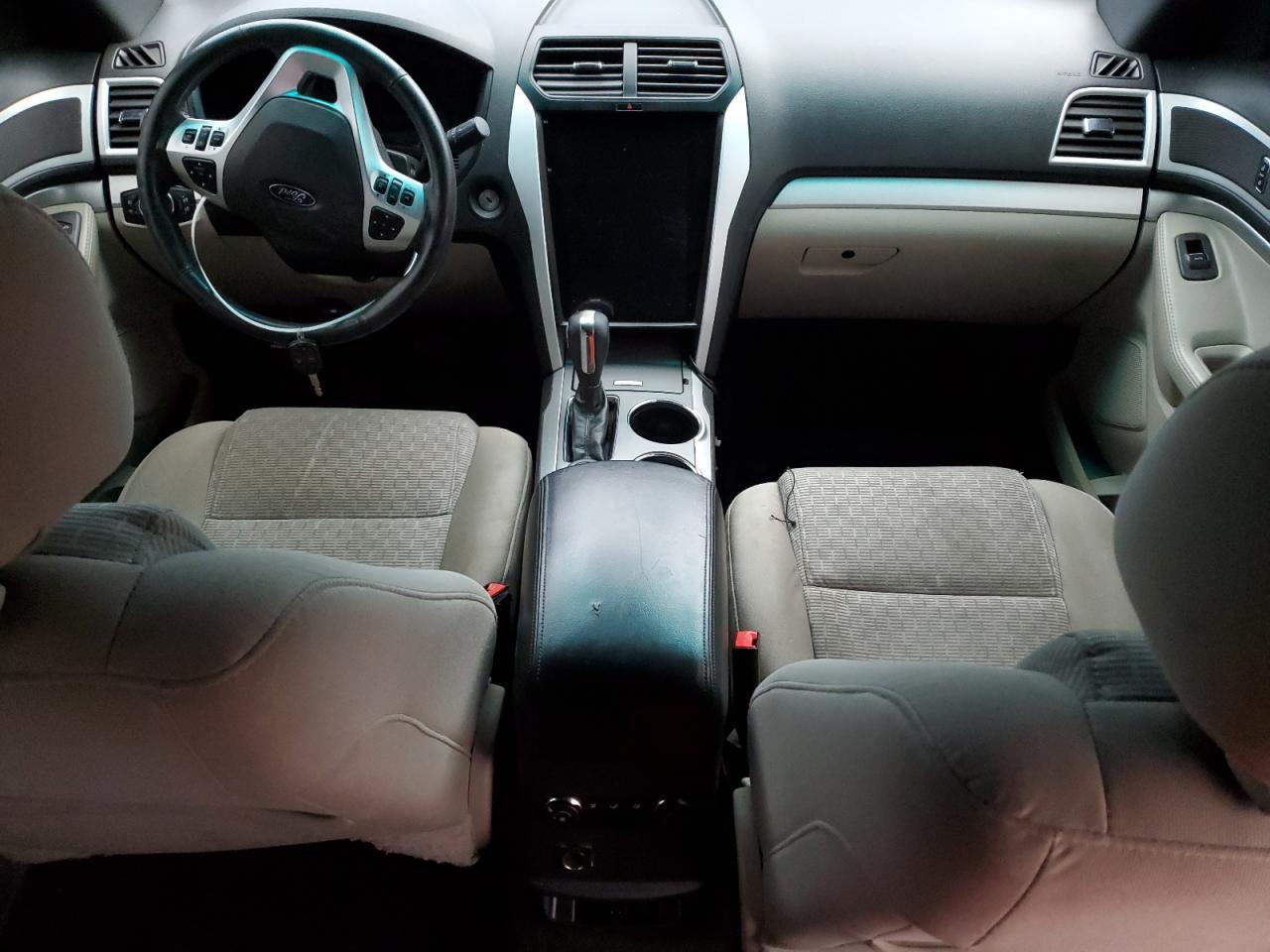 2014 Ford Explorer - Image 8