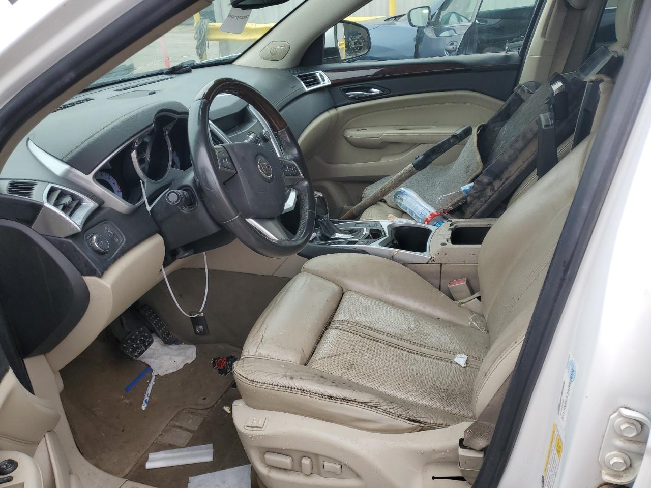 2010 Cadillac SRX - Image 7
