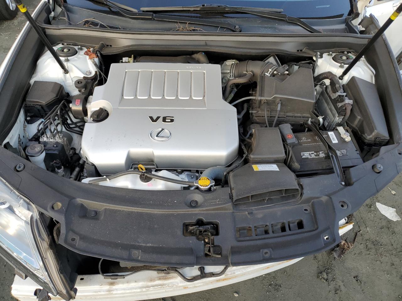 2015 Lexus ES - Image 12