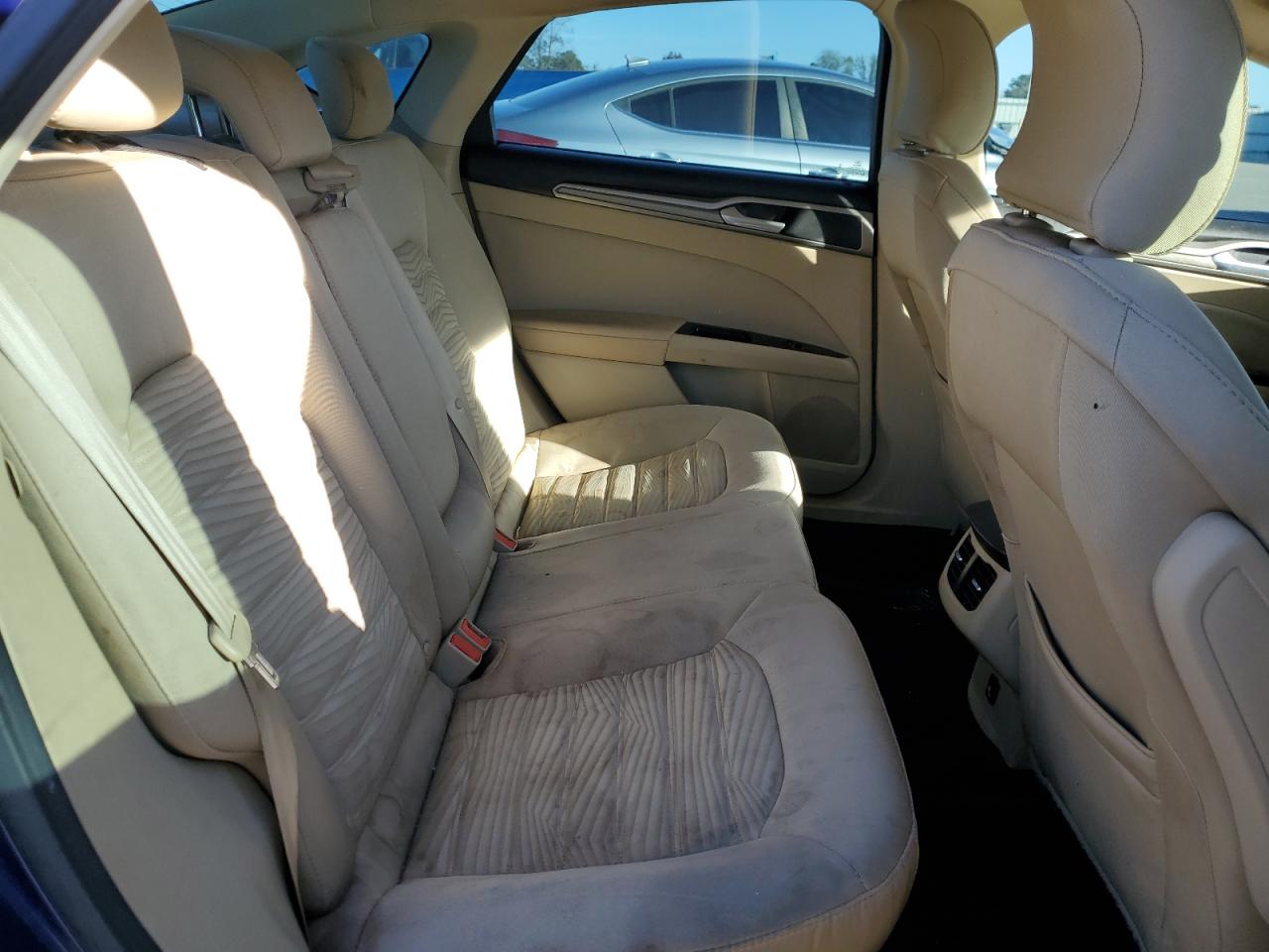 2016 Ford Fusion - Image 10