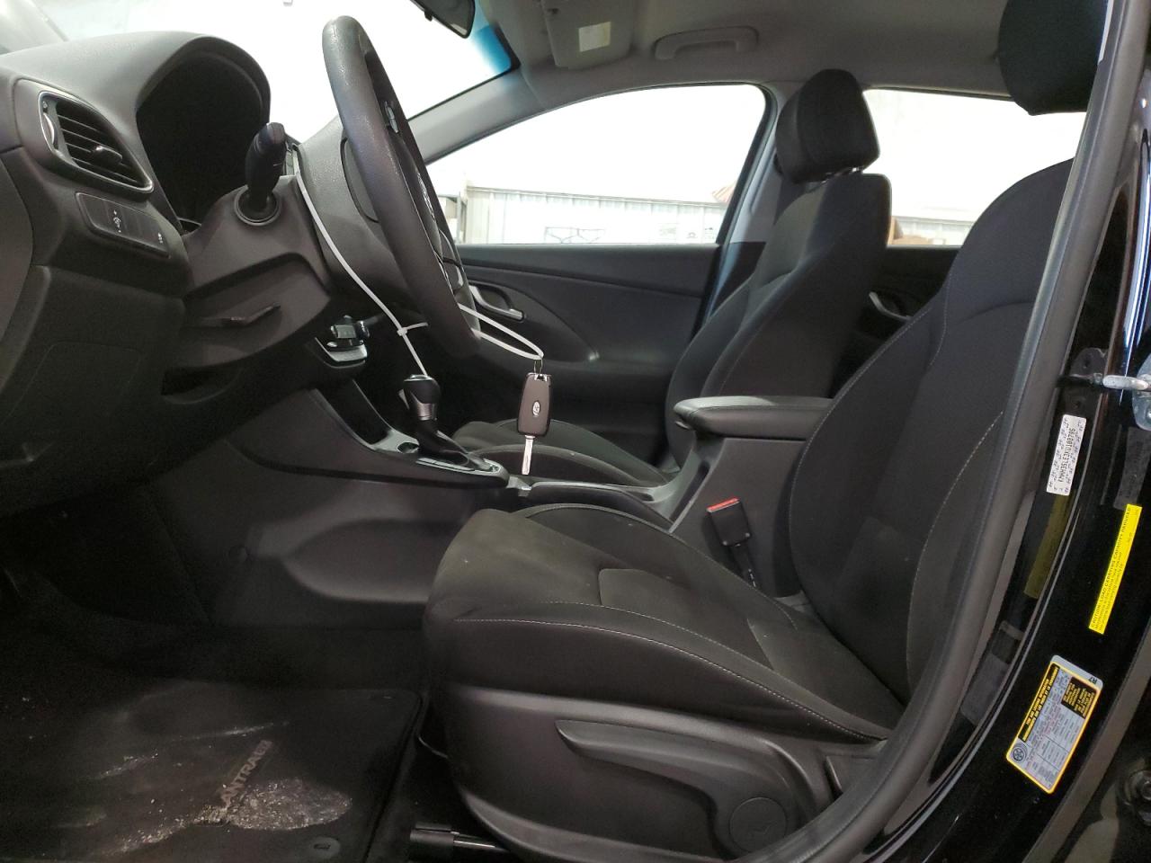 2019 Hyundai Elantra - Image 7