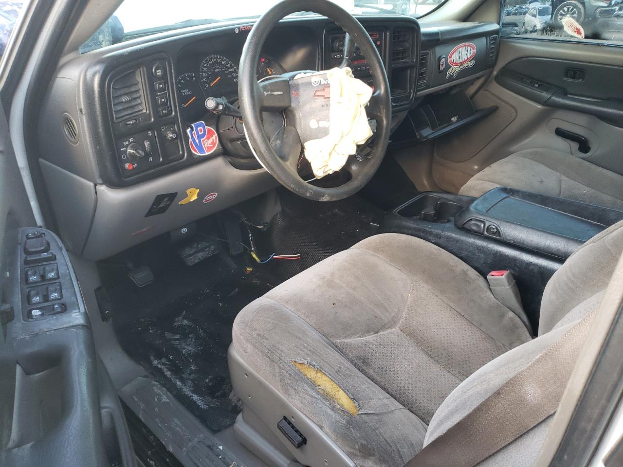 2003 Chevrolet Tahoe - Image 8