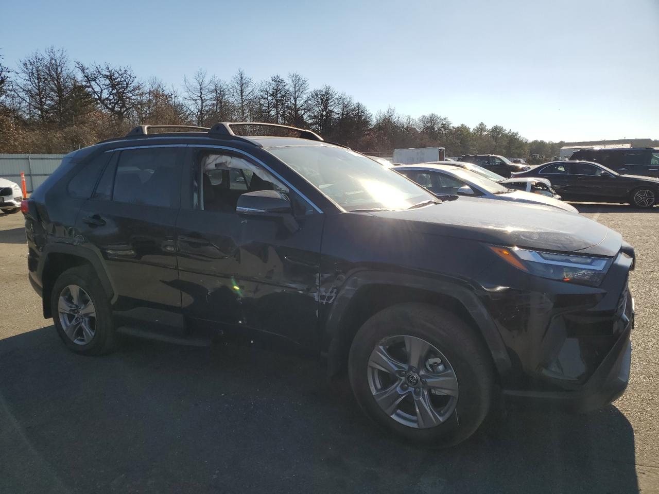2024 Toyota RAV 4 - Image 4