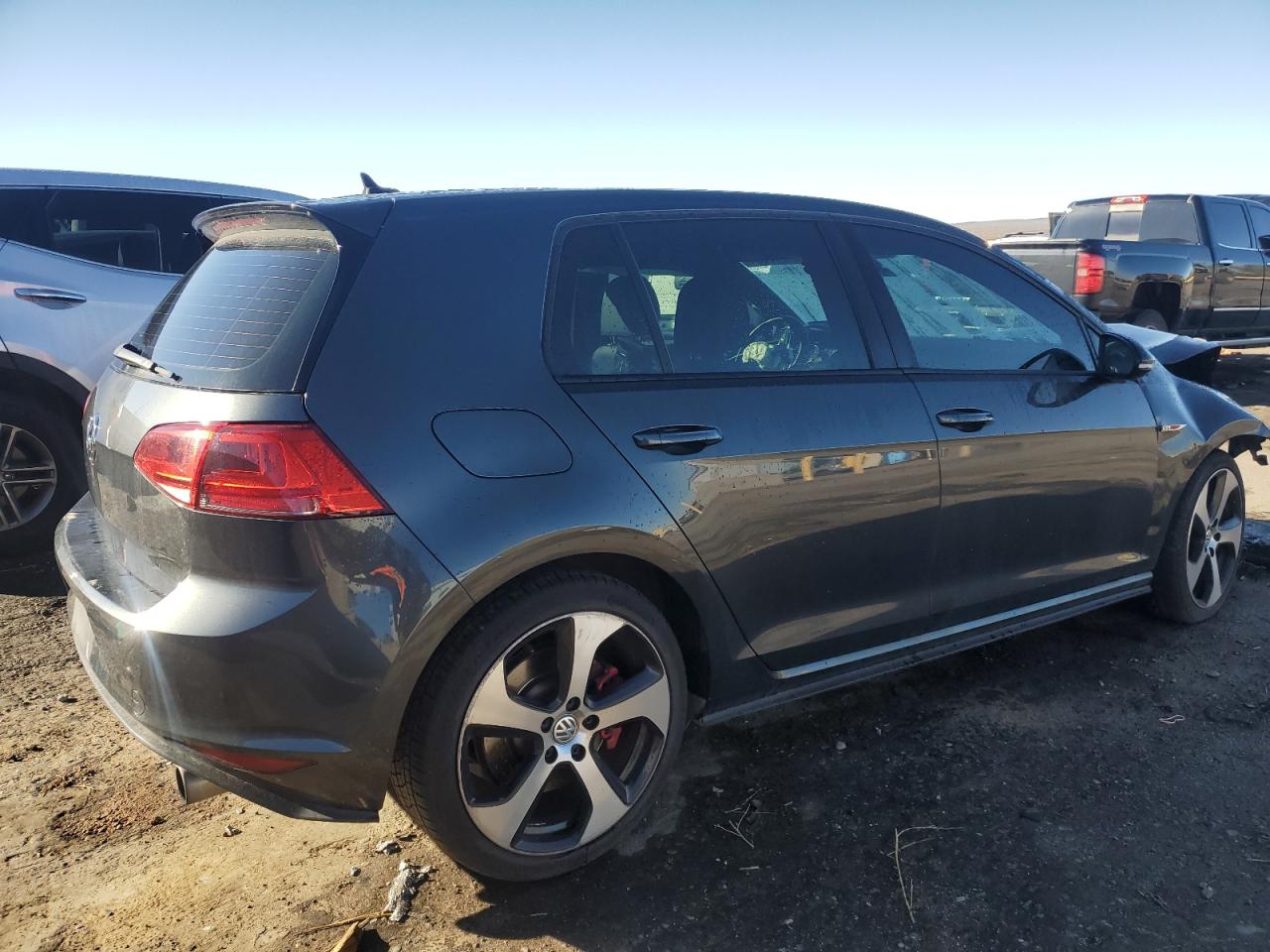 2016 Volkswagen GTI - Image 3