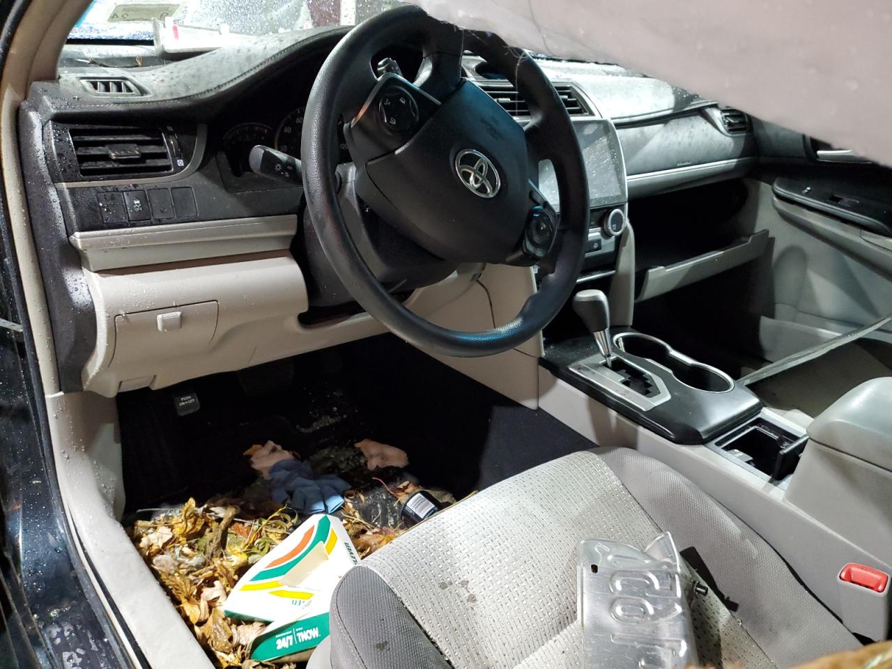 2014 Toyota Camry - Image 8