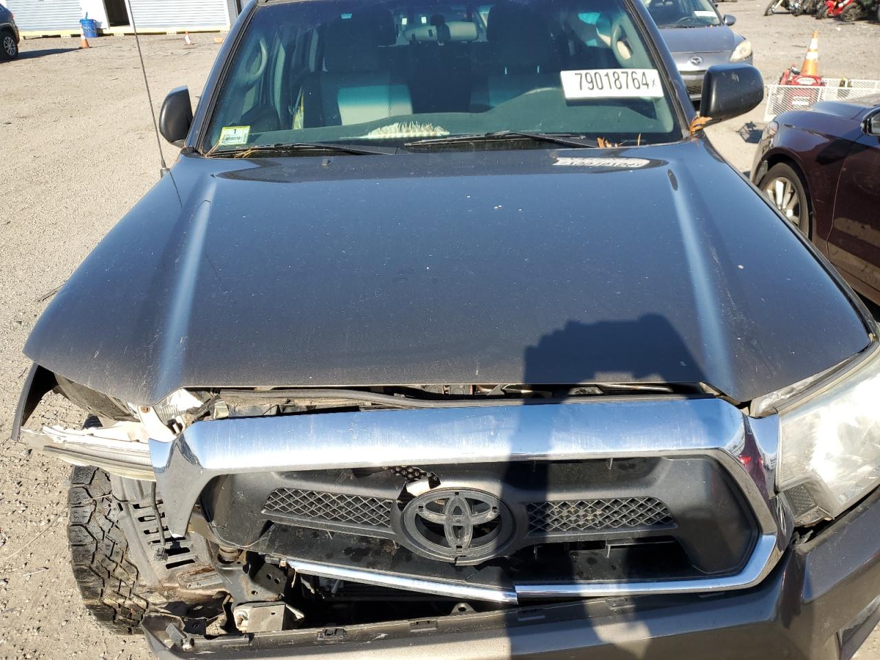 2015 Toyota Tacoma - Image 11