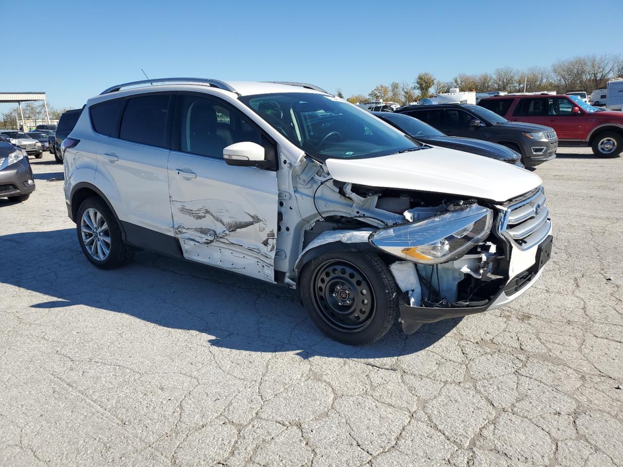 VIN 1FMCU0JD0HUD66169 2017 FORD ESCAPE no.4