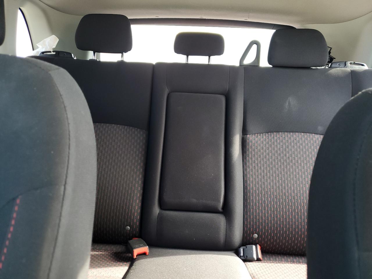 2018 Mitsubishi Outlander - Image 10