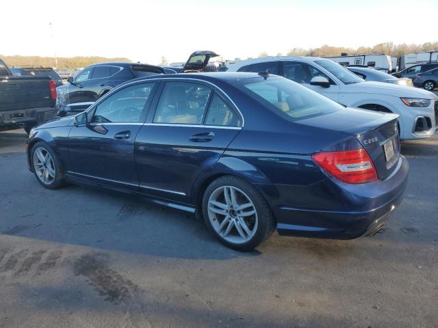  MERCEDES-BENZ C-CLASS 2013 Granatowy