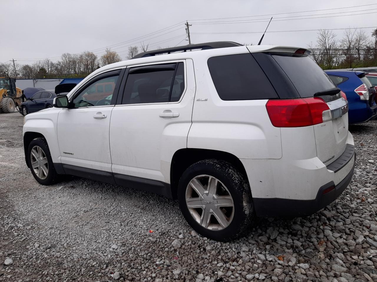 2011 GMC Terrain - Image 2