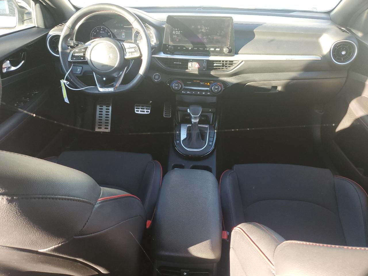 2023 Kia Forte - Image 8