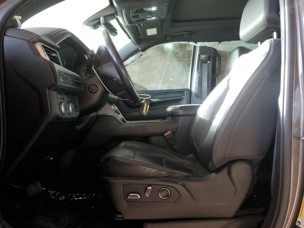 2021 GMC Yukon - Image 7