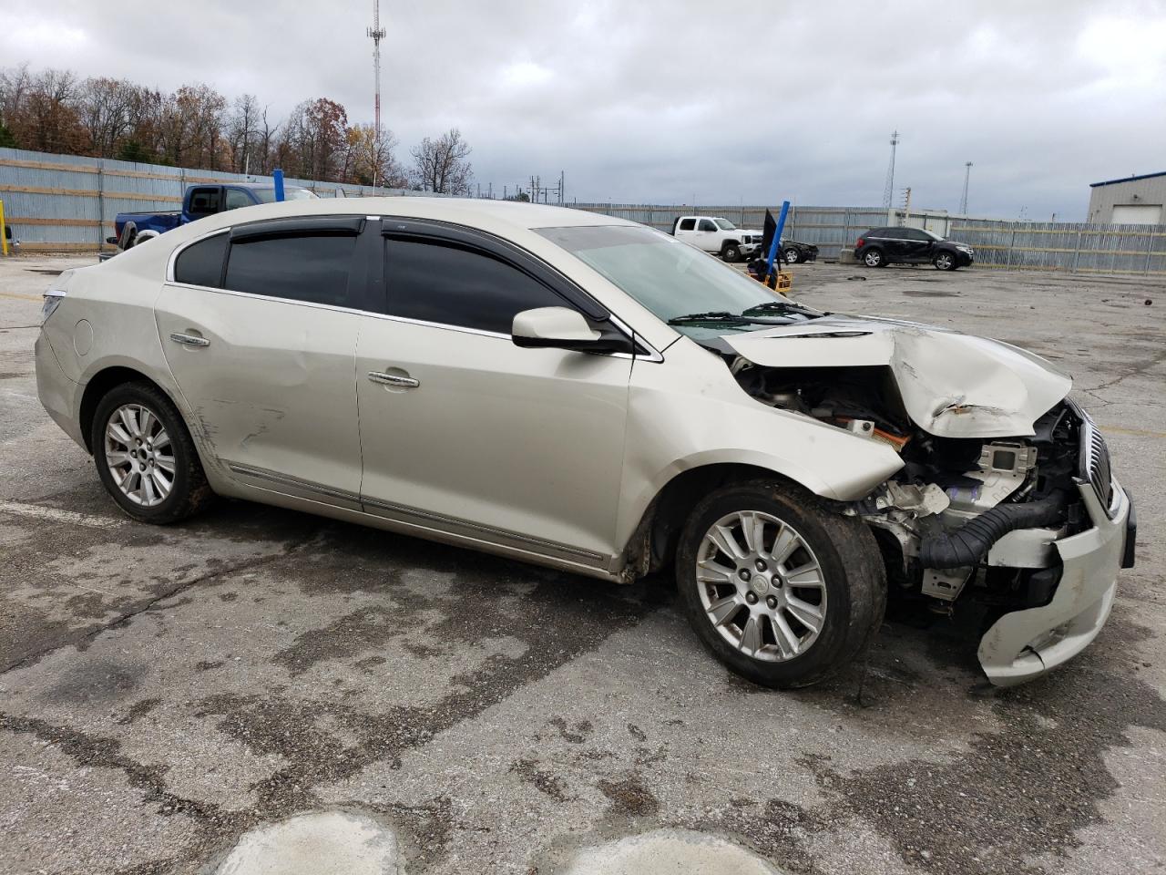 VIN 1G4GA5E35DF331814 2013 BUICK LACROSSE no.4