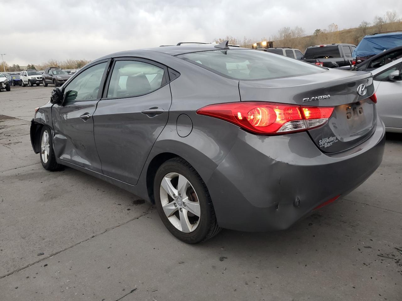 VIN 5NPDH4AE8DH247643 2013 HYUNDAI ELANTRA no.2