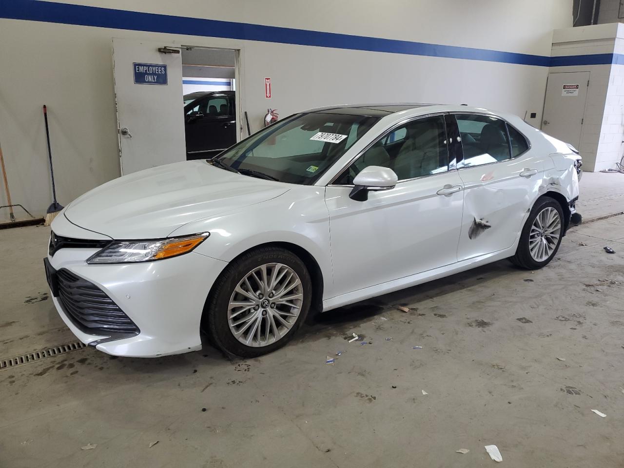 2018 Toyota Camry - Image 1