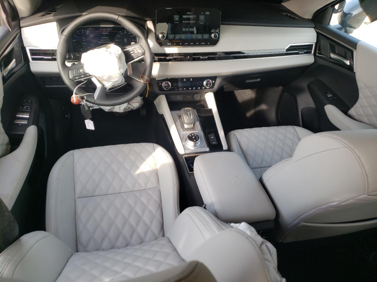 2024 Mitsubishi Outlander - Image 8