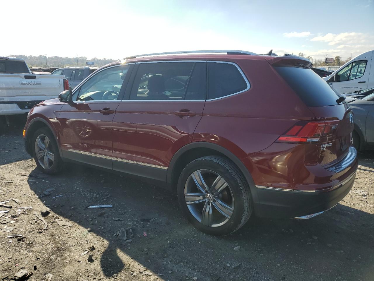 2020 Volkswagen Tiguan - Image 2