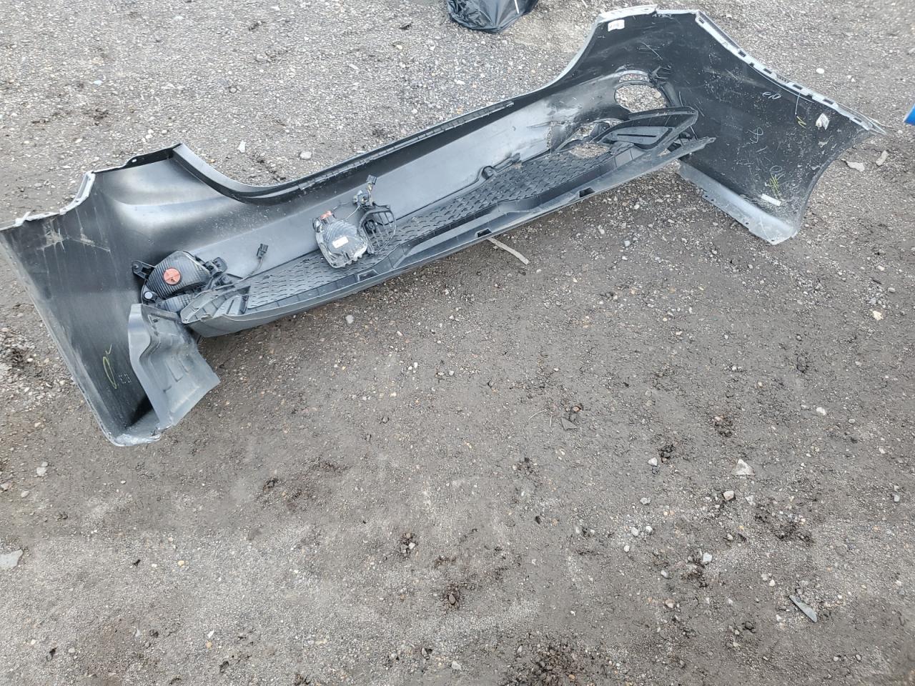 2023 Kia Forte - Image 12