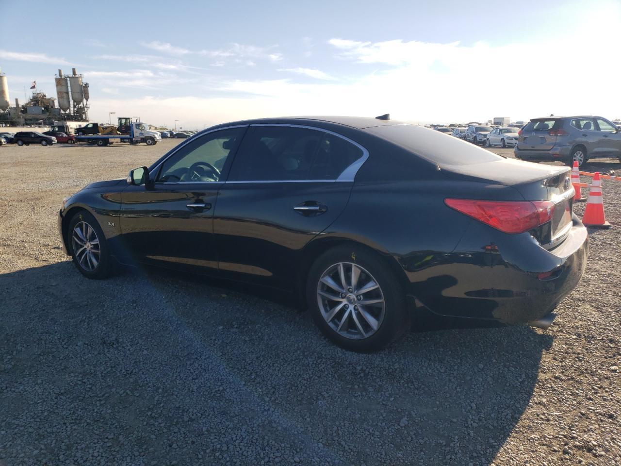 VIN JN1EV7AP5GM306158 2016 INFINITI Q50 no.2