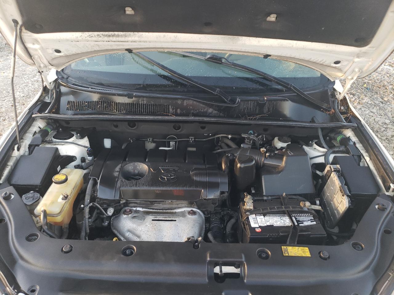 2011 Toyota RAV 4 - Image 12