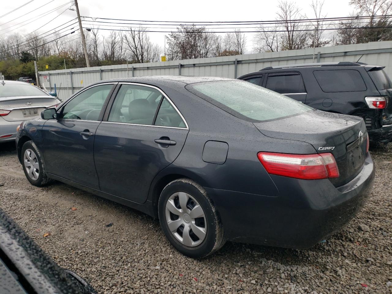 2009 Toyota Camry - Image 2