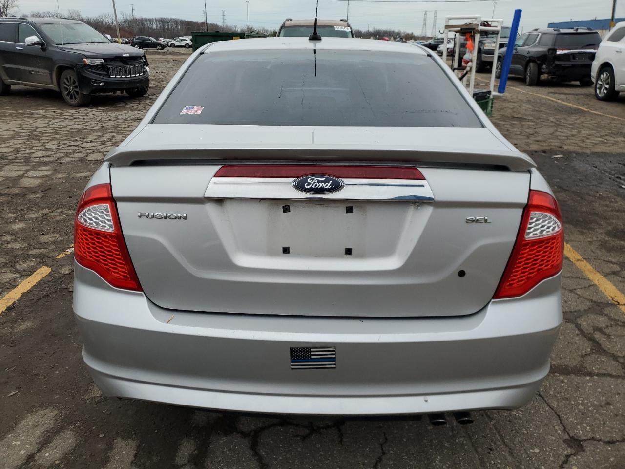 2010 Ford Fusion - Image 6