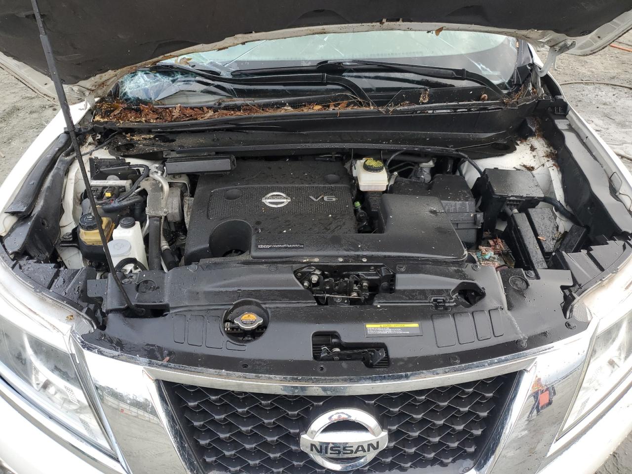 2014 Nissan Pathfinder - Image 11