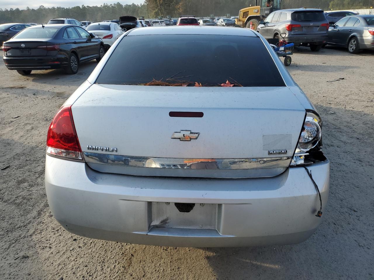 2011 Chevrolet Impala - Image 6