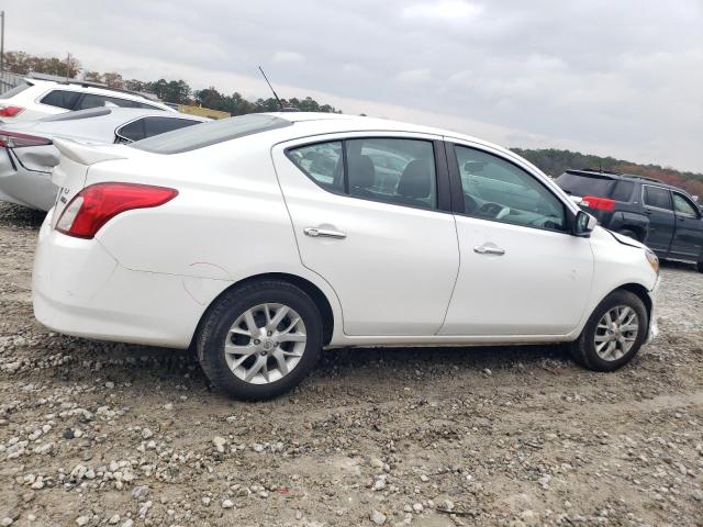  NISSAN VERSA 2018 Biały