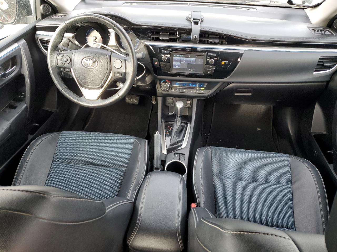 2015 Toyota Corolla - Image 8
