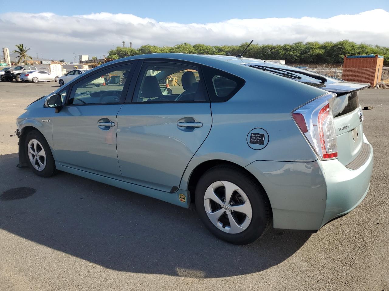 2015 Toyota Prius - Image 2