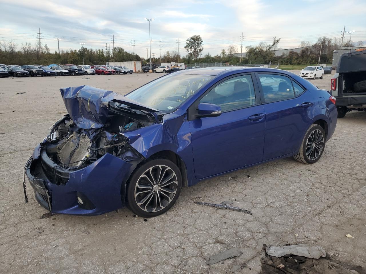 2016 TOYOTA COROLLA