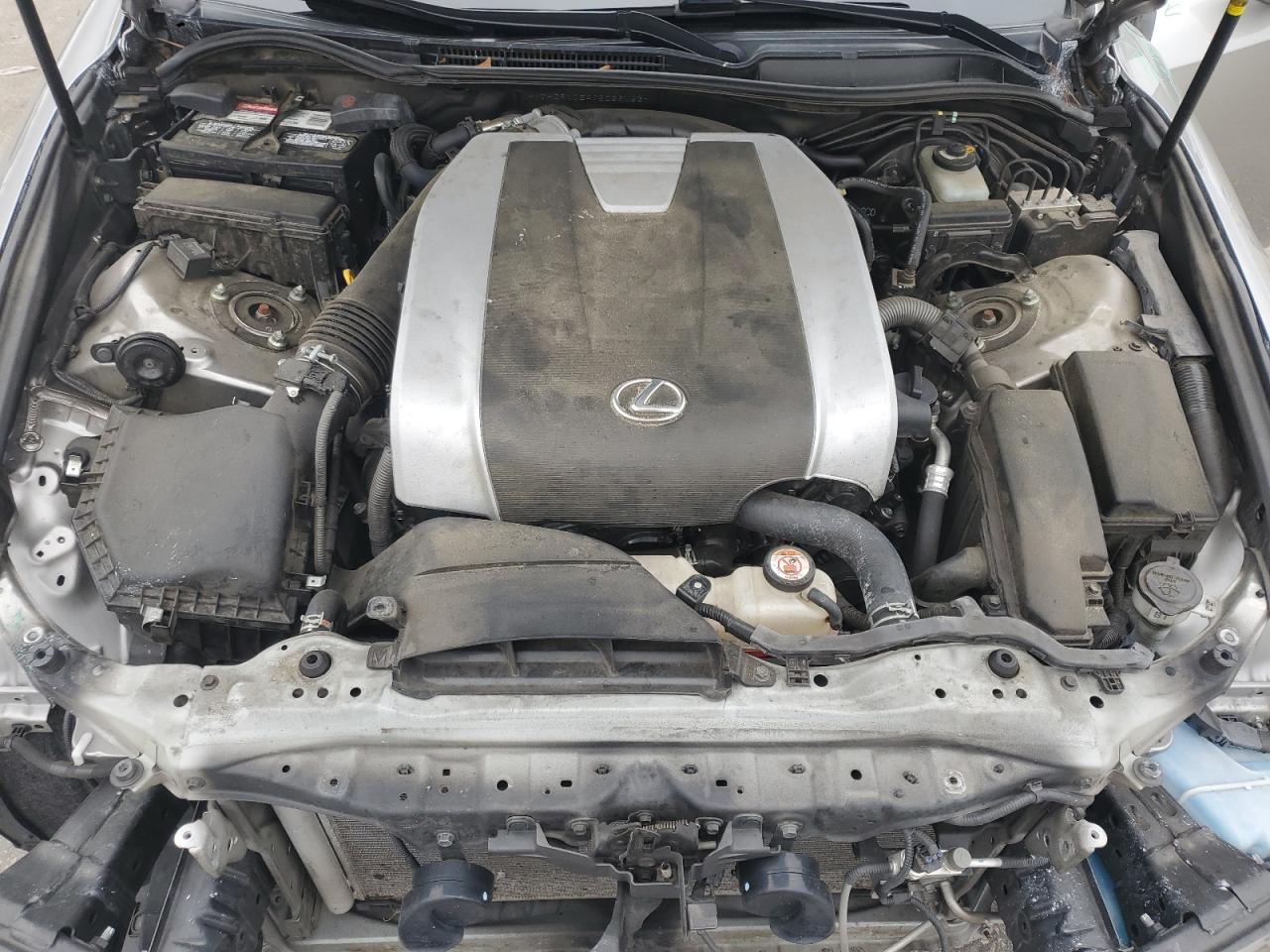 2018 Lexus IS - Image 11