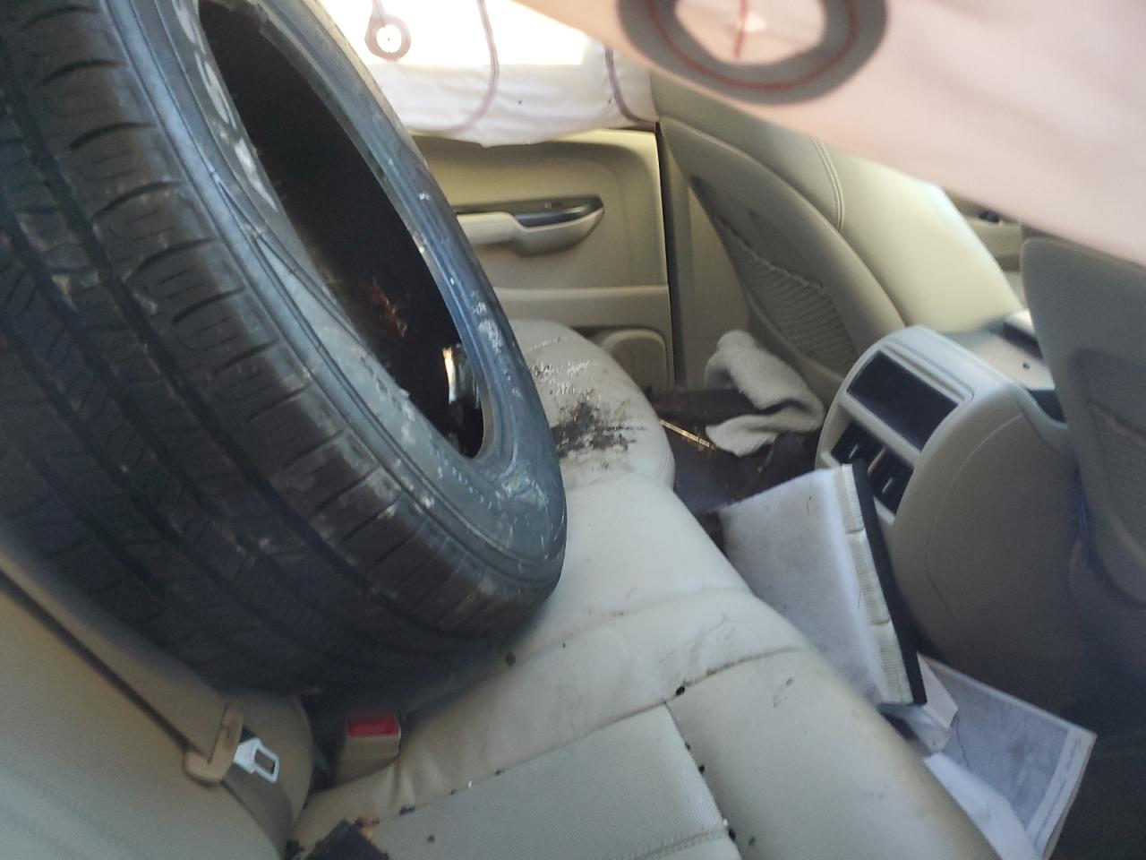 2016 Cadillac SRX - Image 11