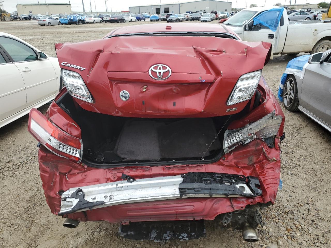 2011 Toyota Camry - Image 6