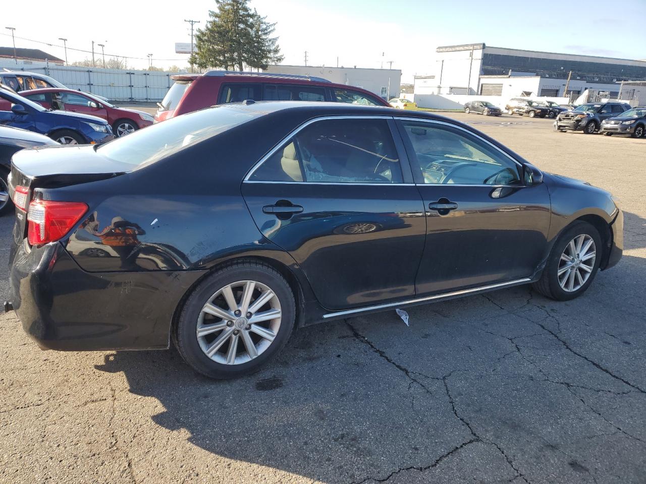 2012 Toyota Camry - Image 3