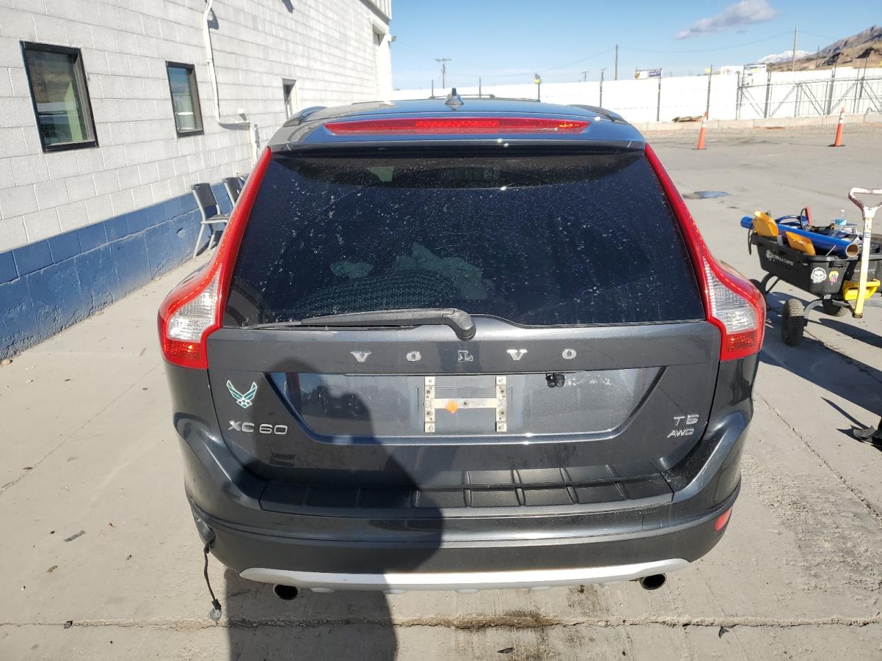 2011 Volvo Xc60 T6 VIN: YV4902DZ4B2156364 Lot: 79352964