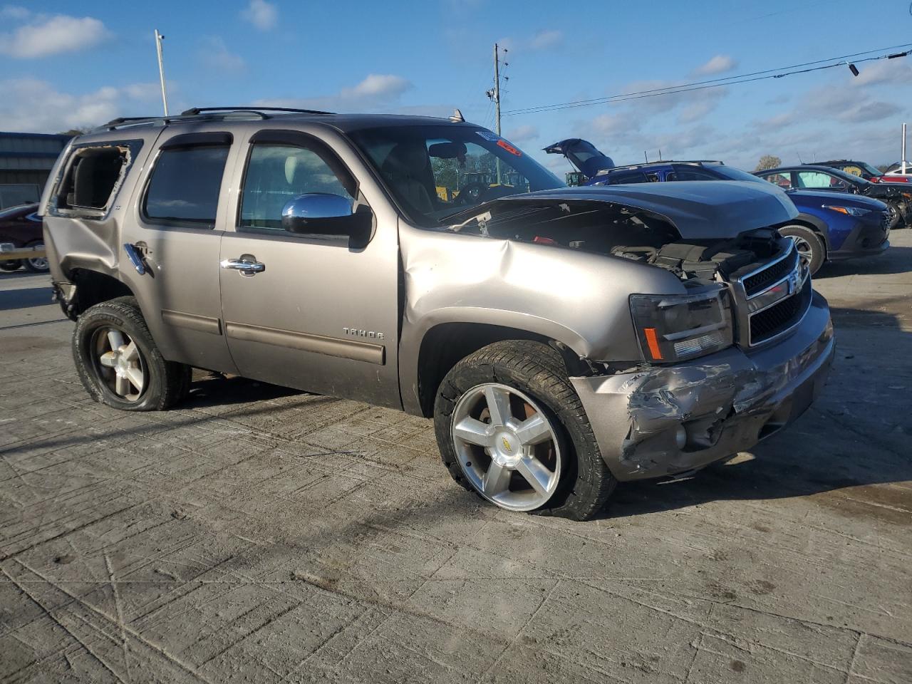2011 Chevrolet Tahoe - Image 4